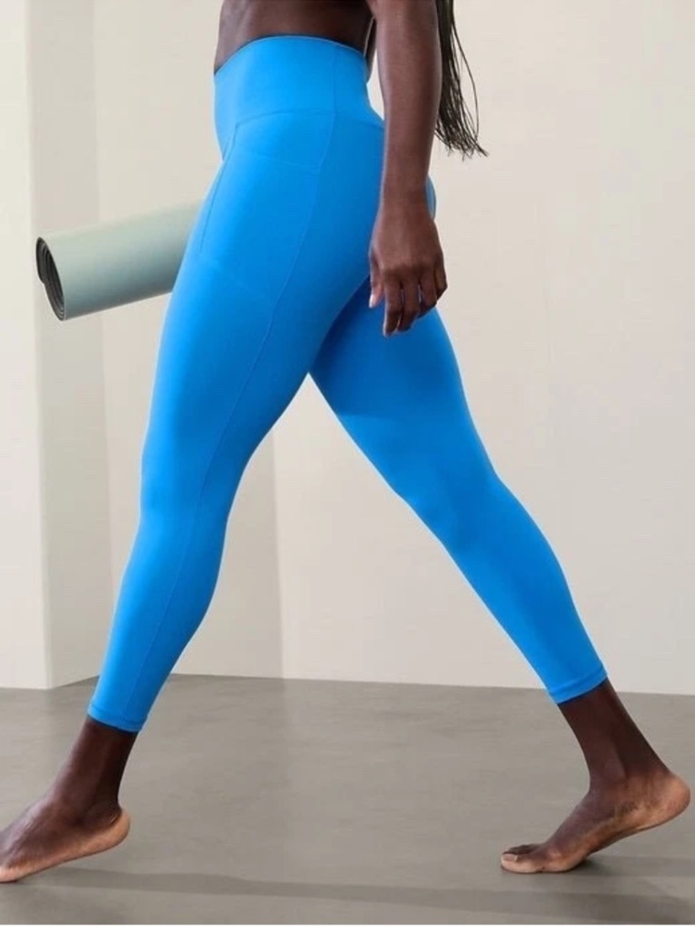 Athleta~Salutation Stash 7/8 Tight Leggings ~Ultra Blue~ w/pockets~NWT~Size  XXS